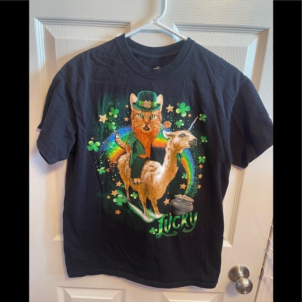 Cat & unicorn lucky St Patrick’s Day mens T-shirt sz M